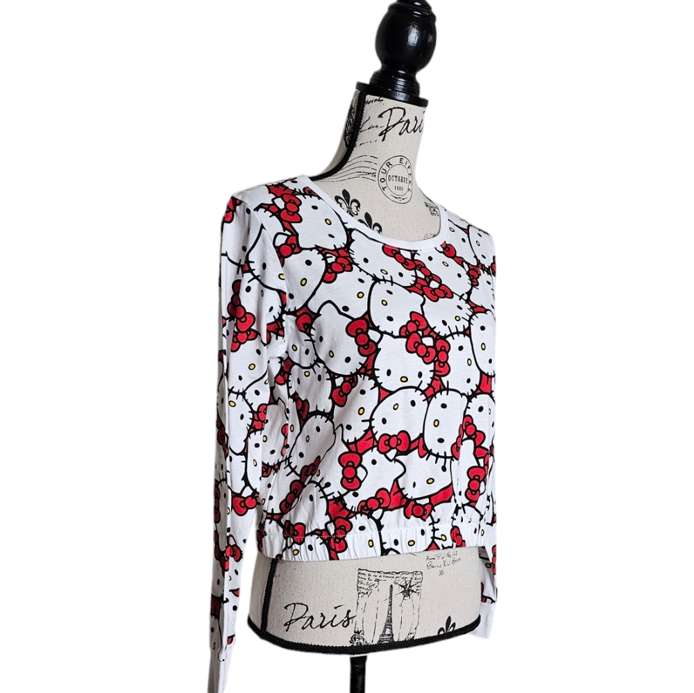 Hello Kitty crop top size Medium long sleeves. Sanrio cute Kawaii crop t… - Picture 2 of 9